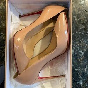 Pigalle follies 100 patent nude Louboutin Pumps